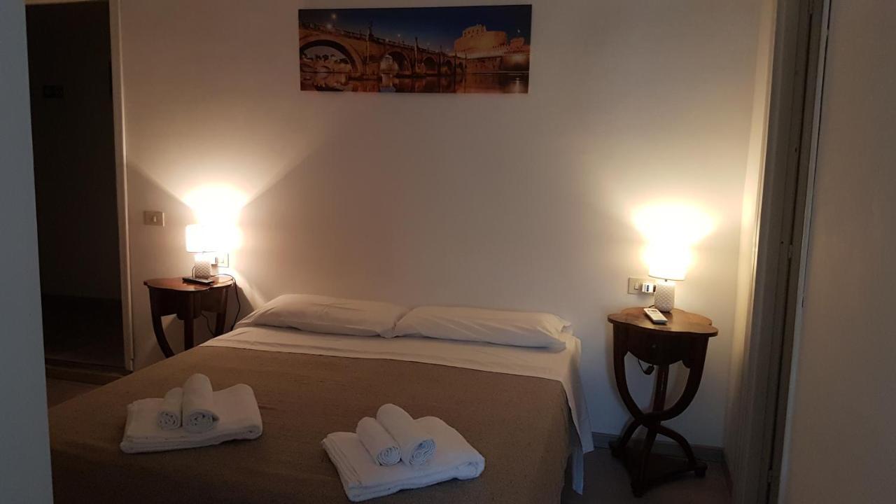 Domus Ferraro Hotel - Rome — Foto 1